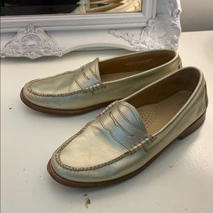 weejuns gold slip on shoe
